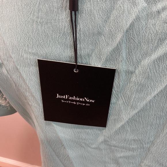 Top - Picture 6 of 10